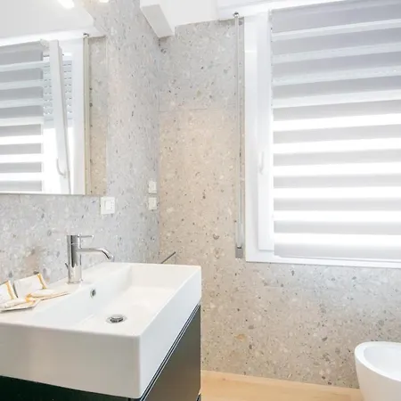 Duomo Of Comfortable Modena