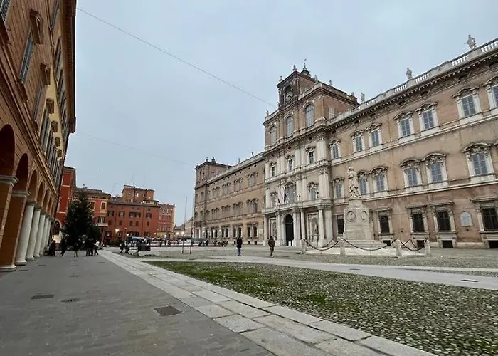 Duomo Of Comfortable Modena